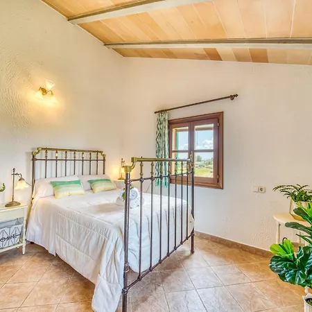 In With Pool Holiday home Sa Pobla